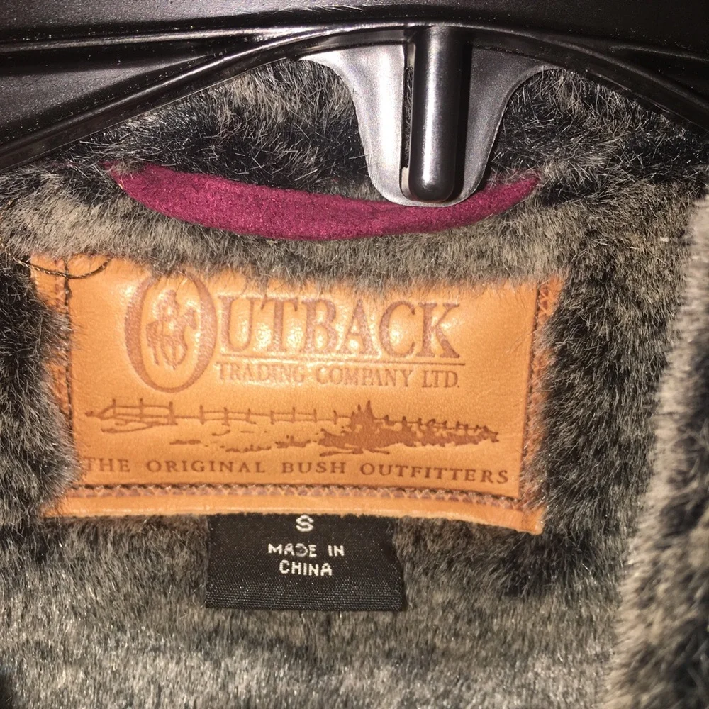 Outback Faux Shearling Coat Soft Lux Burgundy Red size Small fit Like a Medium - Picture 4 of 8